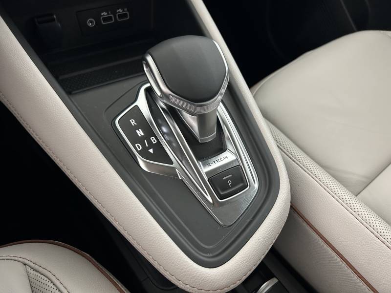 Renault Captur - E-Tech full hybrid 145 Iconic
