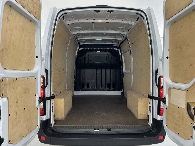 Renault Master - FOURGON FGN TRAC F3500 L2H2 BLUE DCI 135 CONFORT
