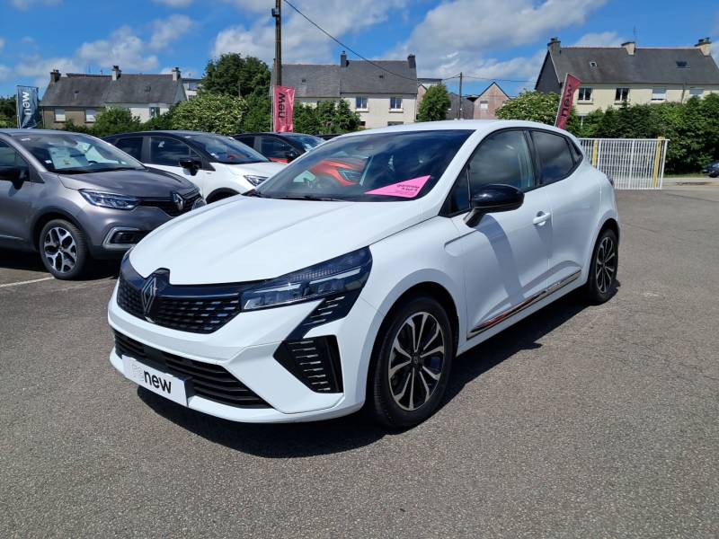 RENAULT CLIO - E-TECH FULL HYBRID 145 TECHNO (2023)