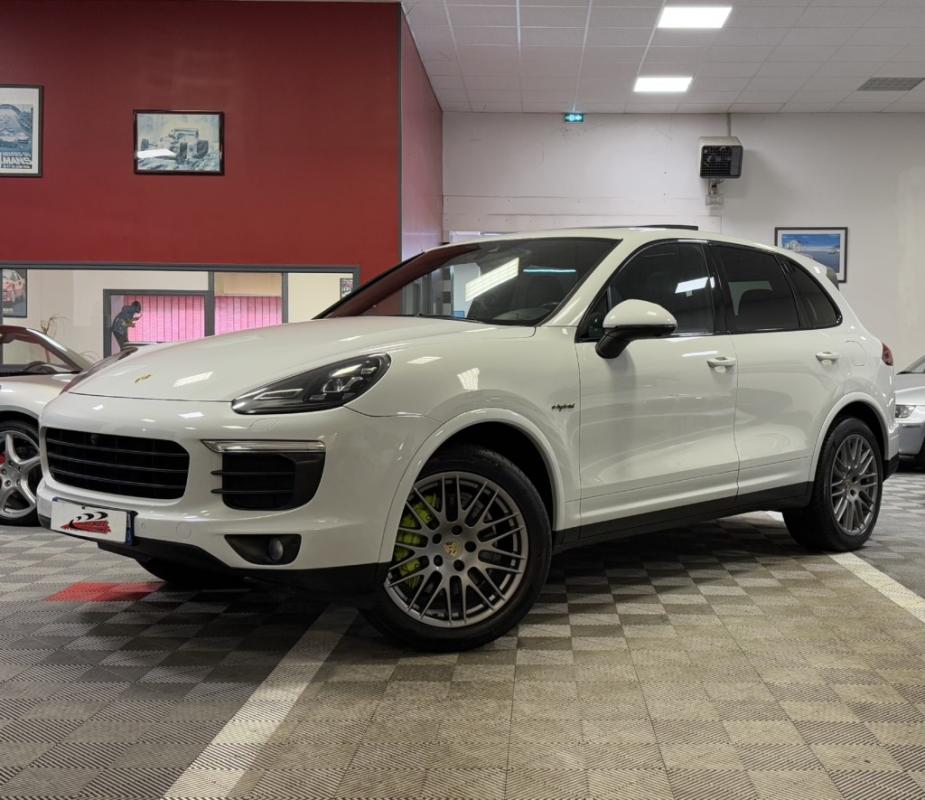 Porsche Cayenne - 3.0 416ch S E-Hybrid Platinum Edition
