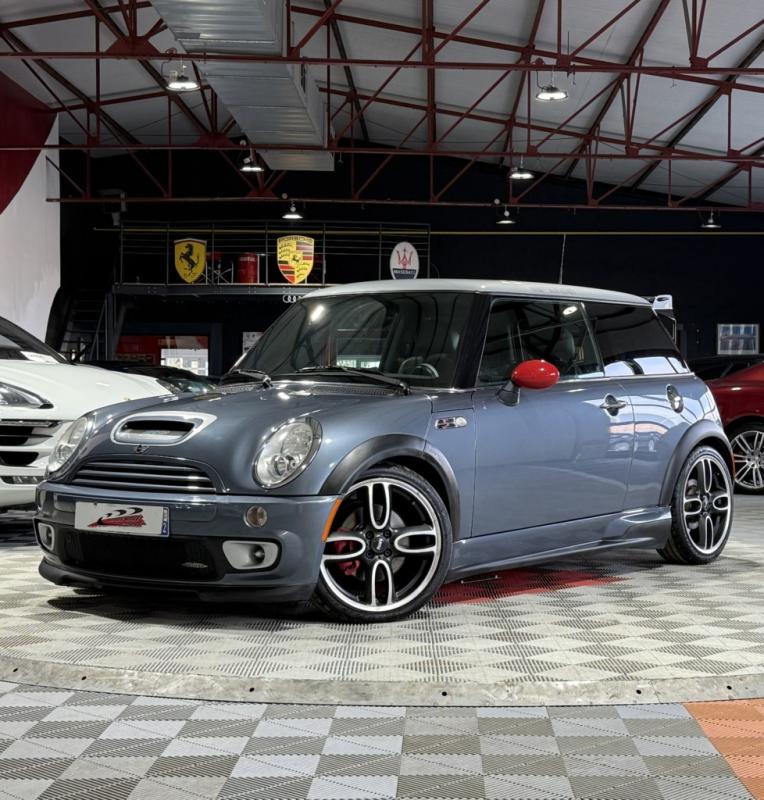 MINI MINI - JOHN COOPER WORKS 218CH GP BVM6 (R53) (2006)