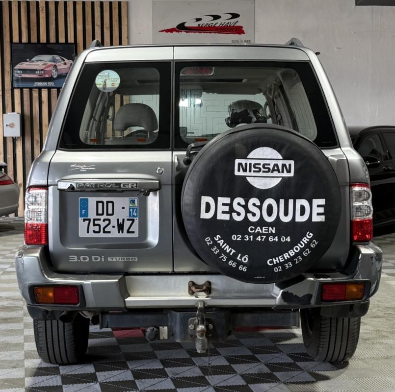 Nissan Patrol - GR 3.0 DI 158ch Elégance 4x4 Y61 BVM5 7pl