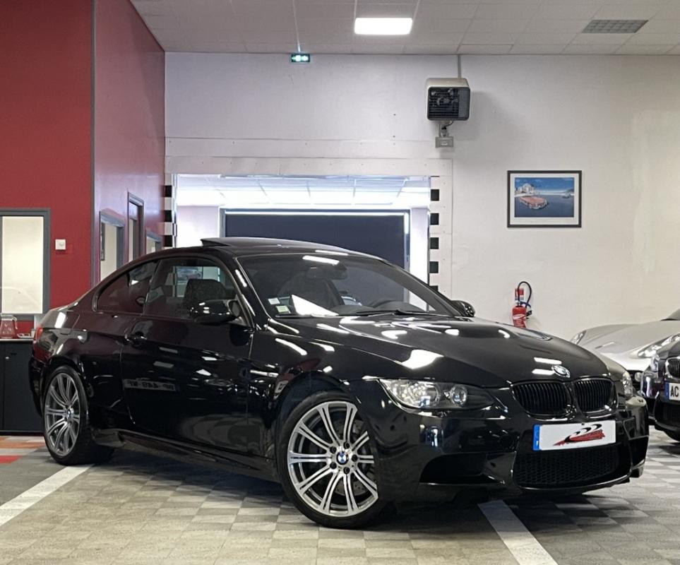 BMW M3 - Coupé 4.0 V8 420ch Drivelogic (E92)