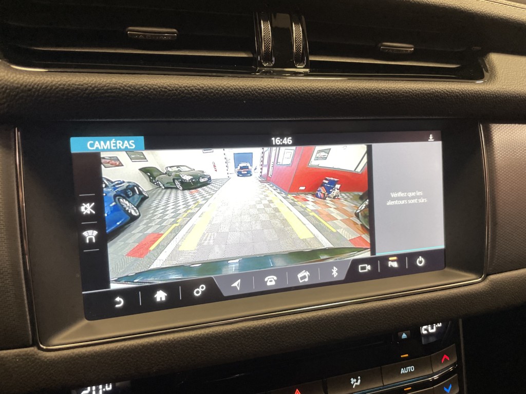 Jaguar XF - 2.0 D 180ch Business R-Sport BVA
