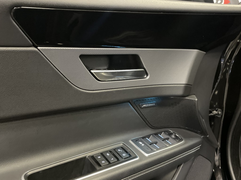 Jaguar XF - 2.0 D 180ch Business R-Sport BVA