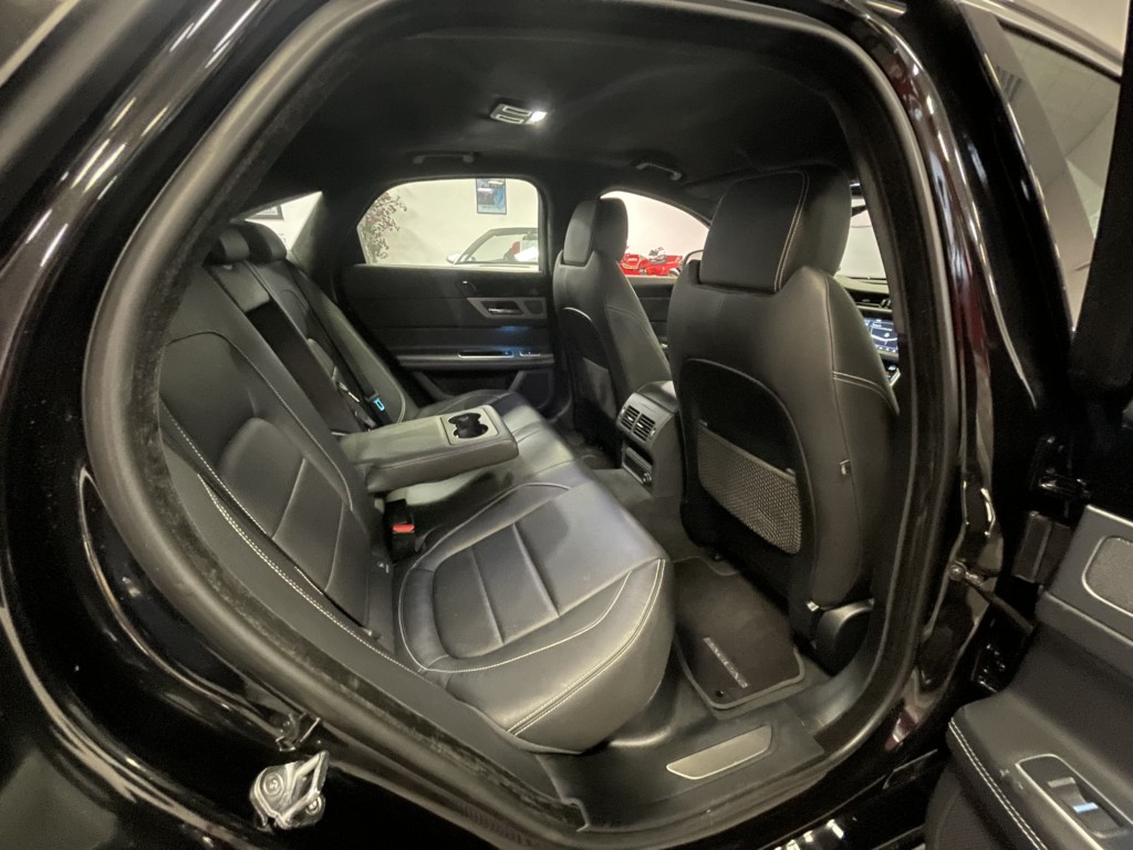 Jaguar XF - 2.0 D 180ch Business R-Sport BVA