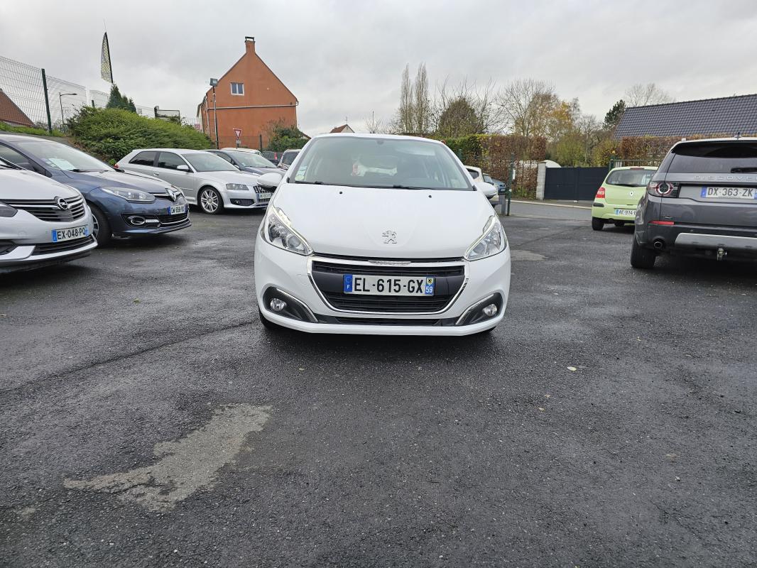 Peugeot 208 - 1.6 Blue-HDi 75CH Active Business