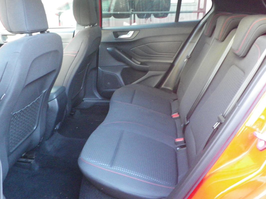 Ford Focus - IV 1.0 ECOBOOST 125 BVA8 ST-LINE 5P