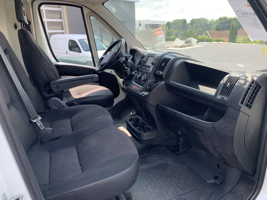 Citroën Jumper - II 30 L2H2 BlueHDi 130 BVM6 Business