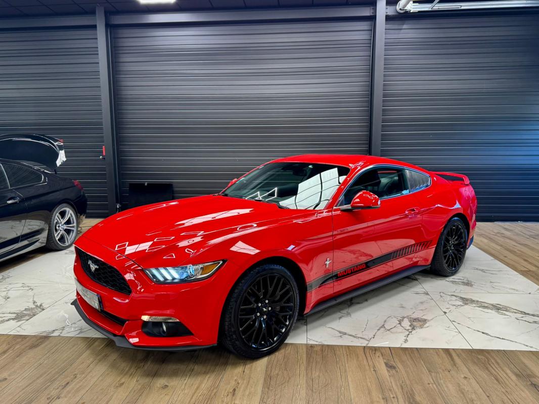 FORD MUSTANG - VI FASTBACK 2.3 ECOBOOST 317CH BV6 (2016)