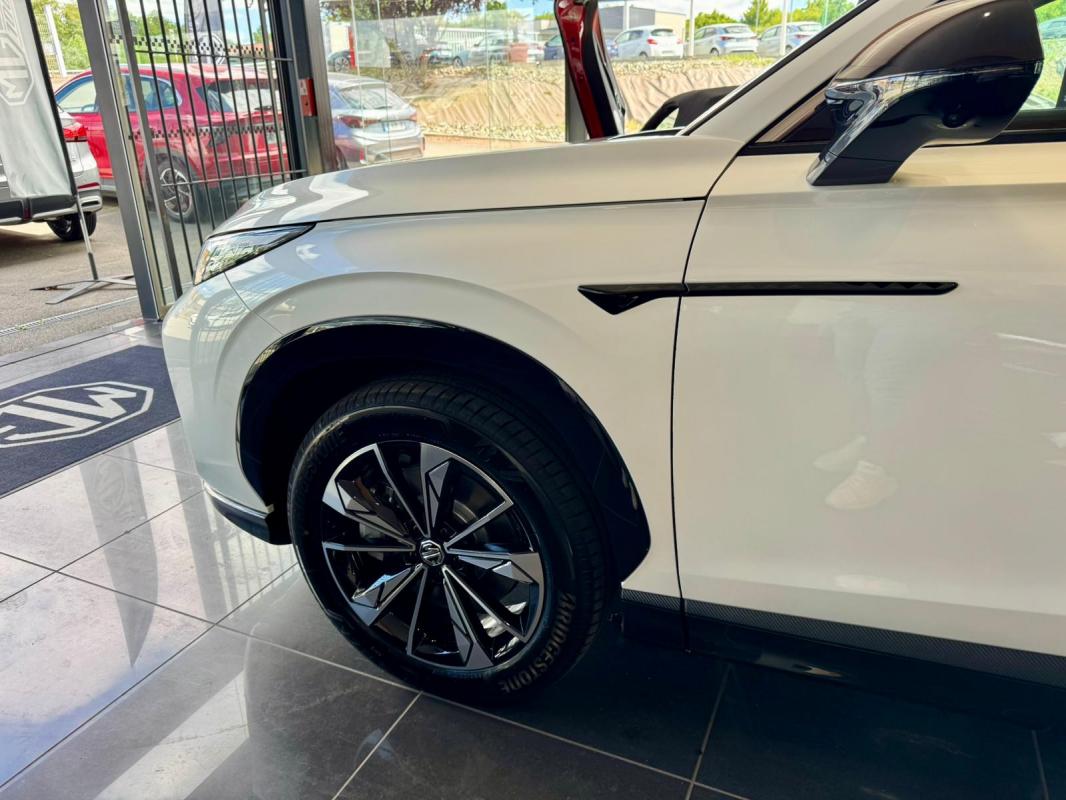 MG EHS - II 1.5 HYBRID+ 224 LUXURY