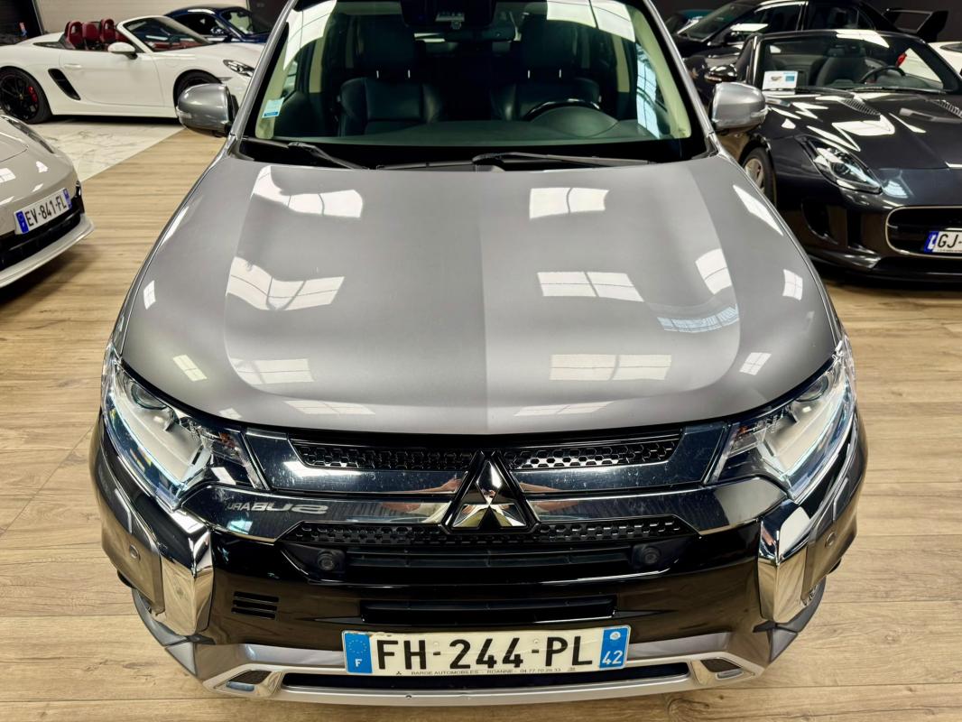 Mitsubishi Outlander - III (2) PHEV TWIN MOTOR 4WD INTENSE 224CH