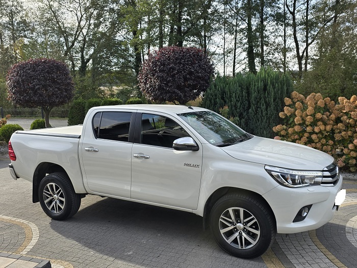 Toyota Hilux IV 4WD 2.4 D-4D 150 DOUBLE CABINE