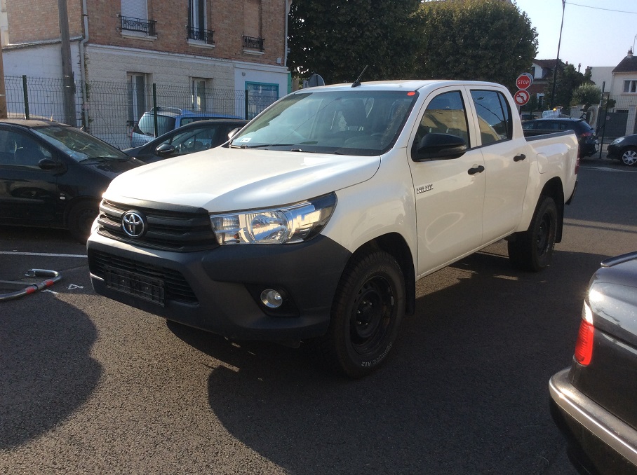 Toyota Hilux IV 4WD 2.4 D-4D 150 DOUBLE CABINE