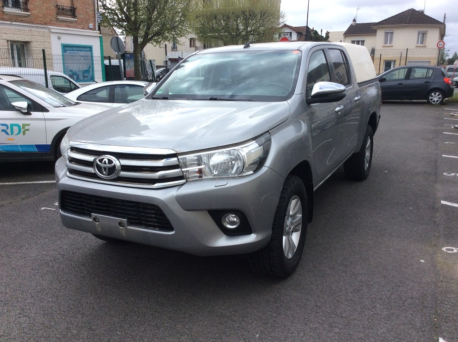 Toyota Hilux IV 4WD 2.4 D-4D 150 DOUBLE CABINE