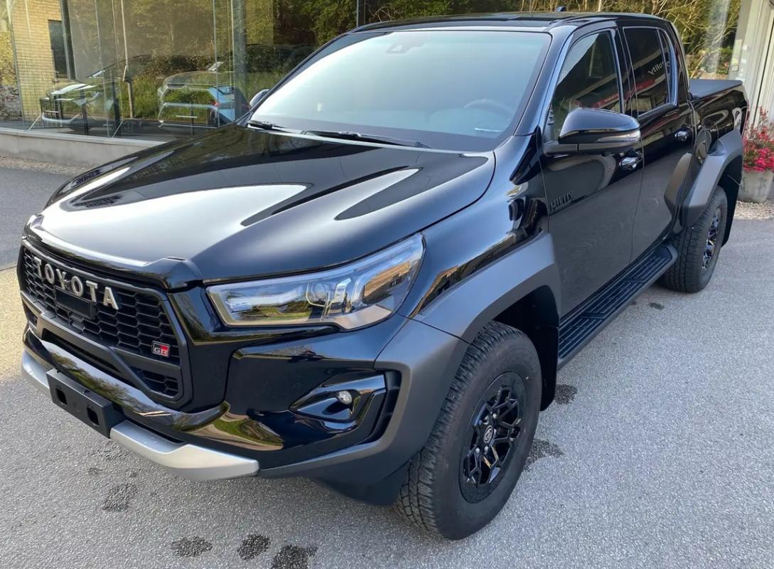 TOYOTA HILUX - IV 4WD 2.8 D-4D 204 DOUBLE CABINE GR SPORT II (2025)