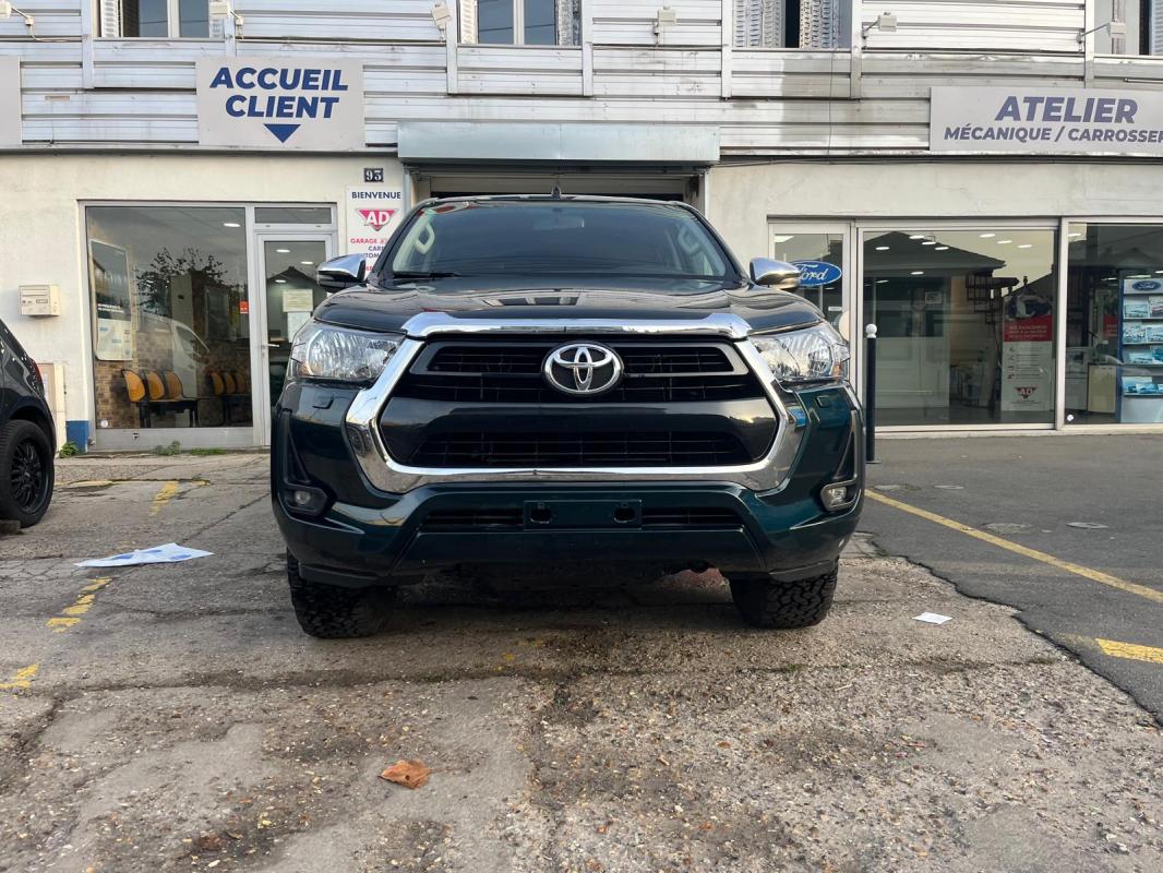 Toyota Hilux - IV 4WD 2.4 D-4D 150 DOUBLE CABINE