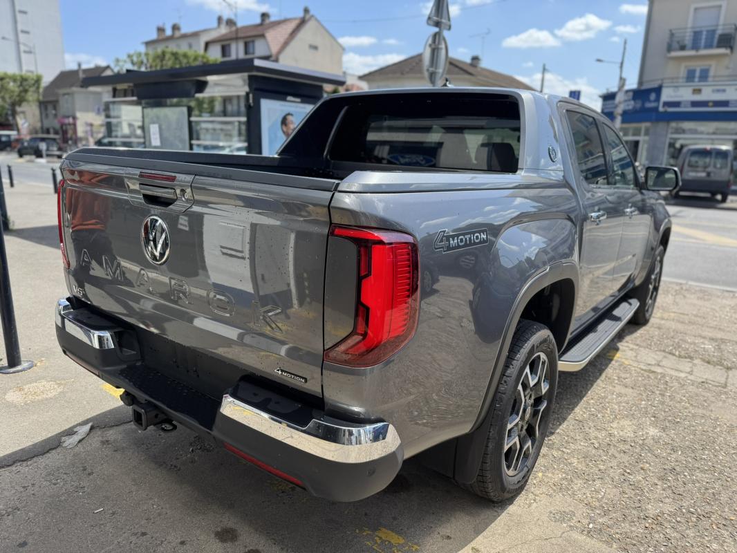 Volkswagen Amarok - II 3.0 TDI 240 4MOTION AVENTURA BVA10