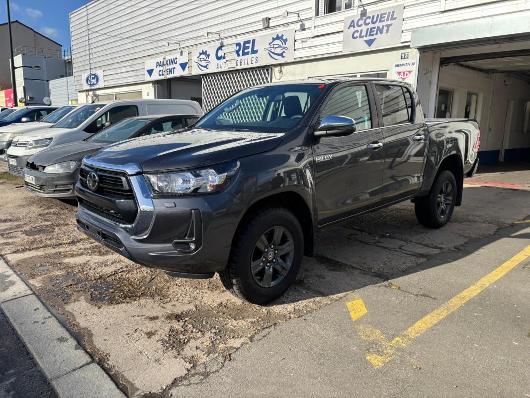 TOYOTA HILUX - IV 4WD 2.4 D-4D 150 DOUBLE CABINE (2026)