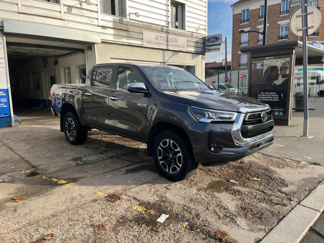 TOYOTA HILUX - IV 4WD 2.4 D-4D 150 DOUBLE CABINE (2024)