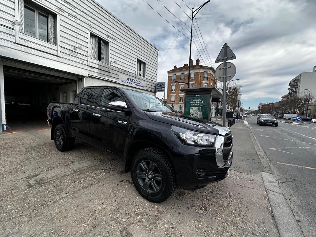 TOYOTA HILUX - IV 4WD 2.4 D-4D 150 DOUBLE CABINE (2024)