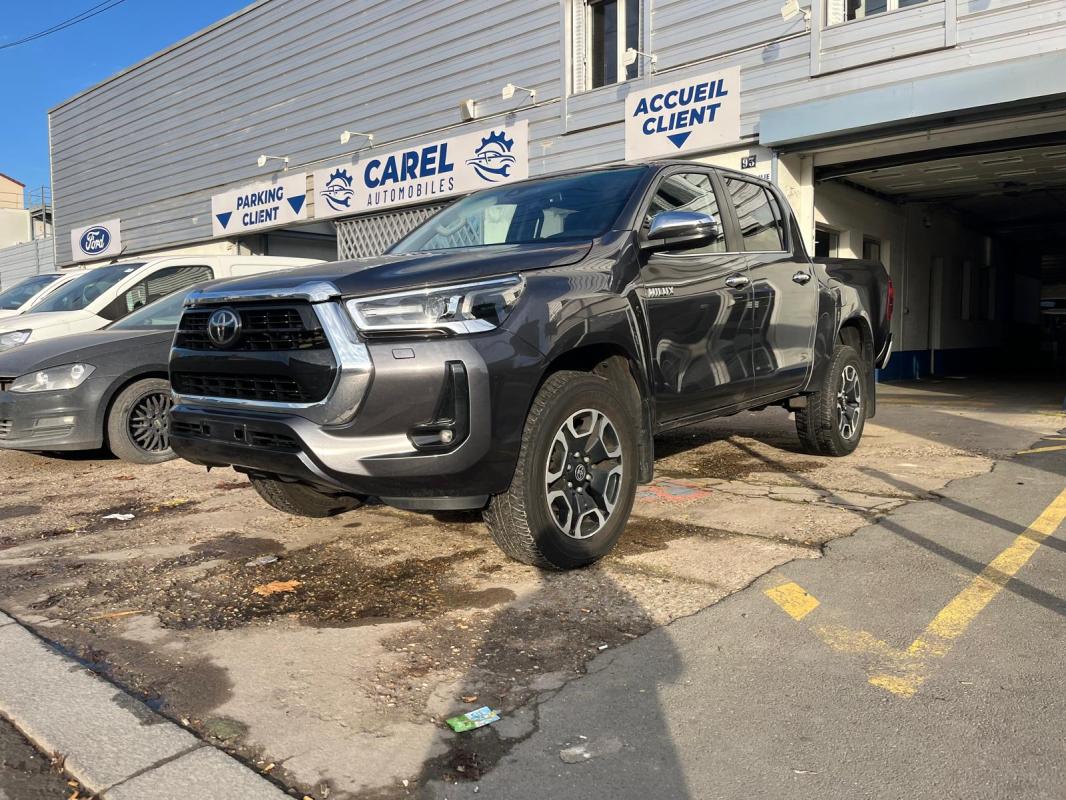 TOYOTA HILUX - IV 4WD 2.4 D-4D 150 DOUBLE CABINE (2024)