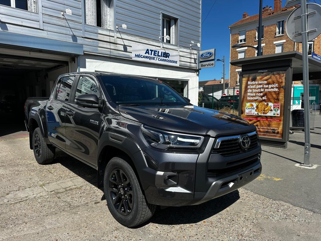 TOYOTA HILUX - IV 4WD 2.8 D-4D 204 DOUBLE CABINE INVINCIBLE (2026)