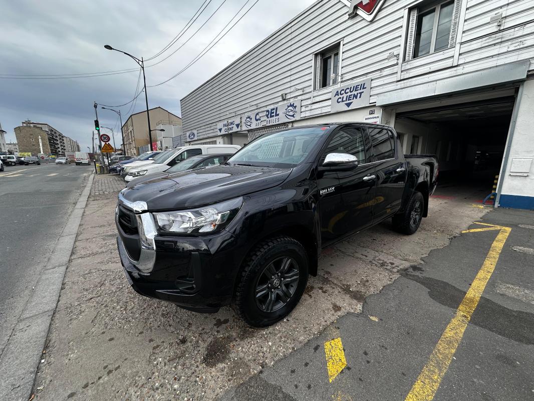 TOYOTA HILUX - IV 4WD 2.8 D-4D 205 DOUBLE CABINE (2022)