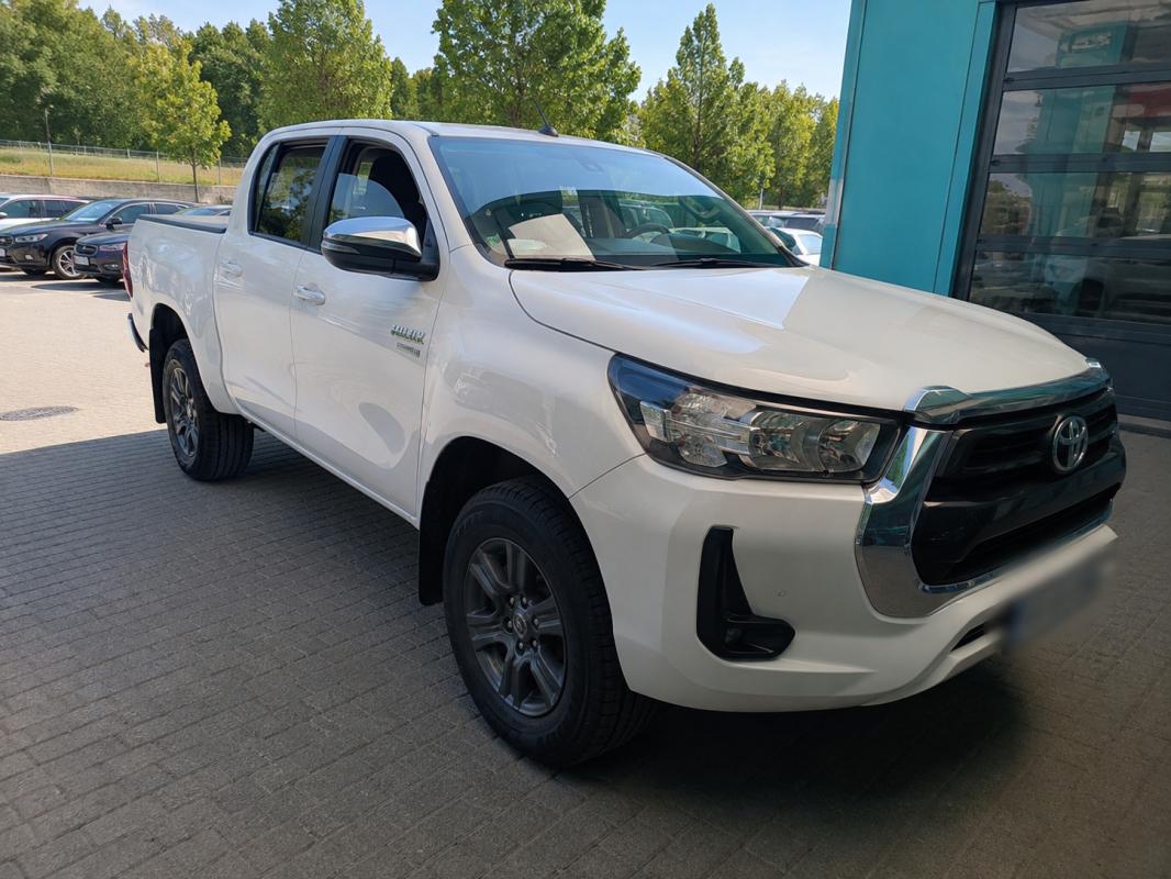 Toyota Hilux - IV 4WD 2.4 D-4D 150 DOUBLE CABINE