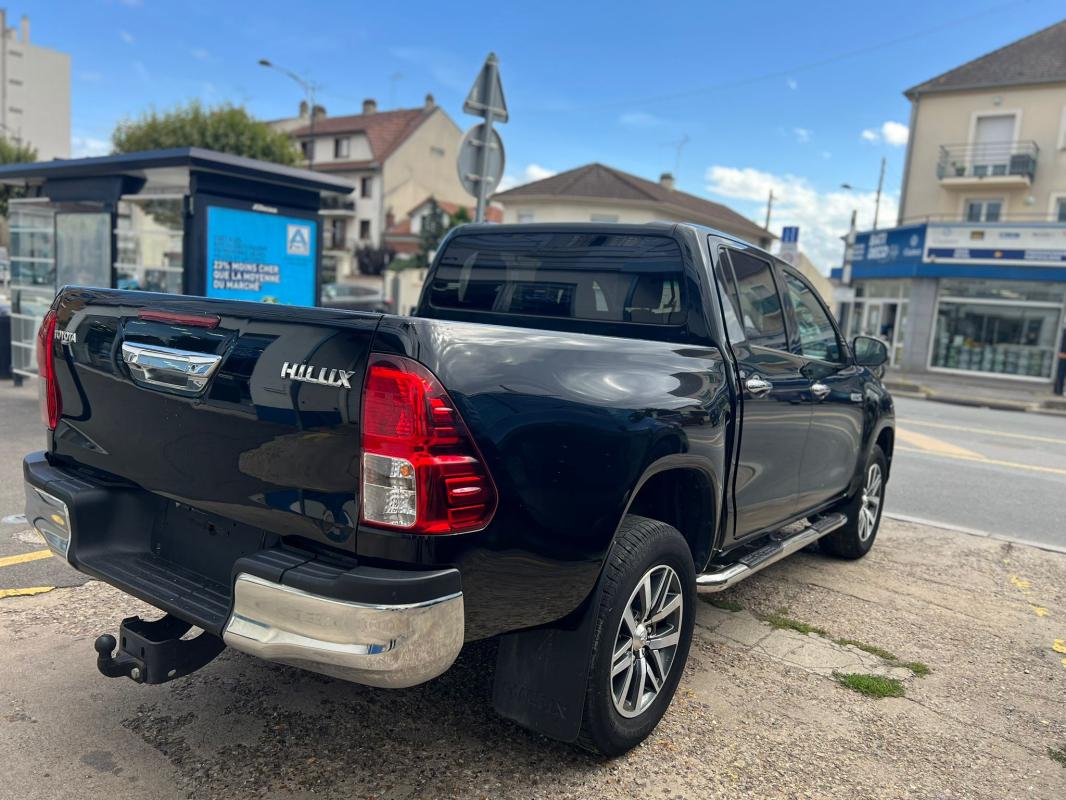 Toyota Hilux - IV 4WD 2.4 D-4D 150 DOUBLE CABINE