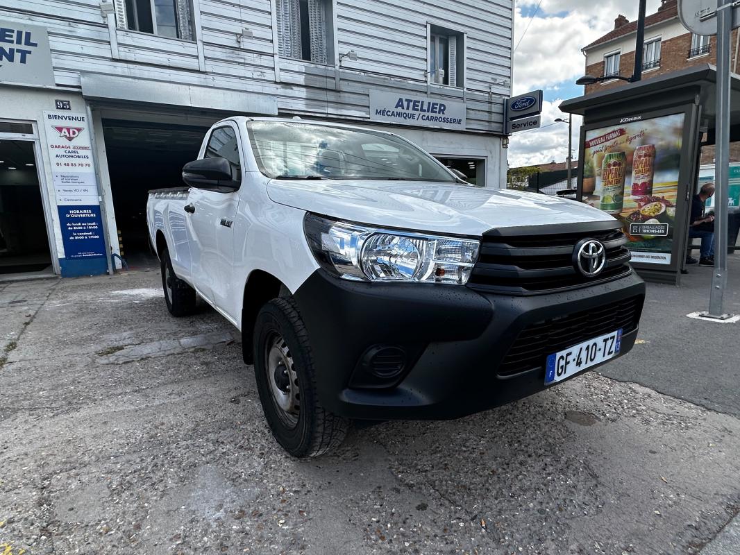 Toyota Hilux - IV 4WD 2.4 D-4D 150 SIMPLE CAB 4X4