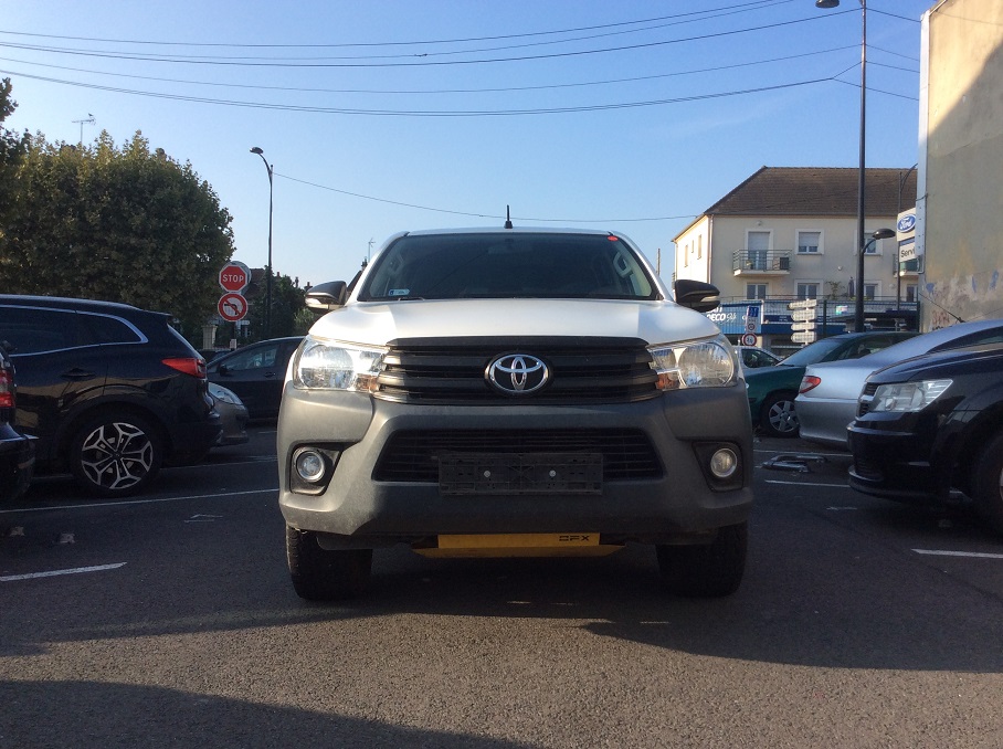 Toyota Hilux - IV 4WD 2.4 D-4D 150 DOUBLE CABINE