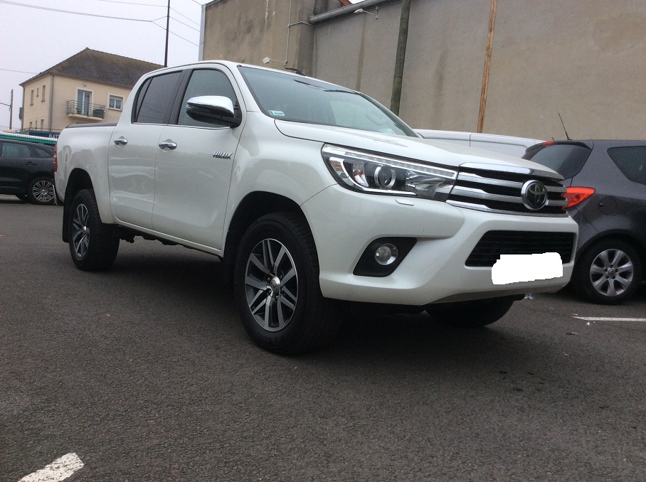 Toyota Hilux - IV 4WD 2.4 D-4D 150 DOUBLE CABINE