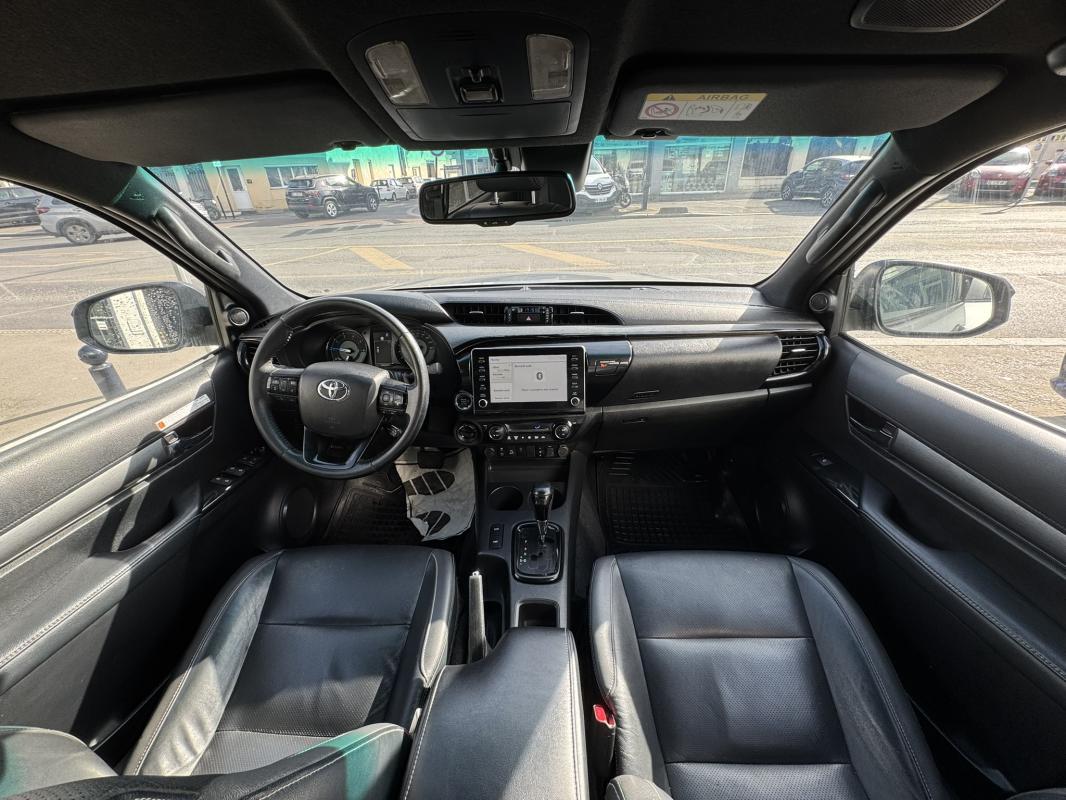 Toyota Hilux - IV 4WD 2.8 D-4D 204 DOUBLE CABINE INVINCIBLE