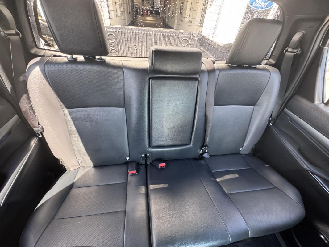 Toyota Hilux - IV 4WD 2.8 D-4D 204 DOUBLE CABINE INVINCIBLE