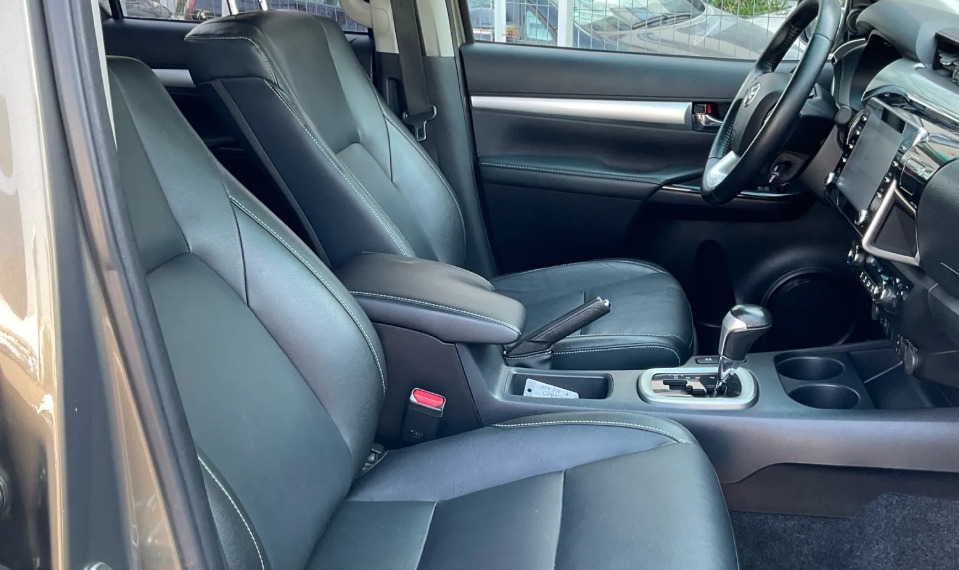 Toyota Hilux - IV 4WD 2.8 D-4D 204 DOUBLE CABINE