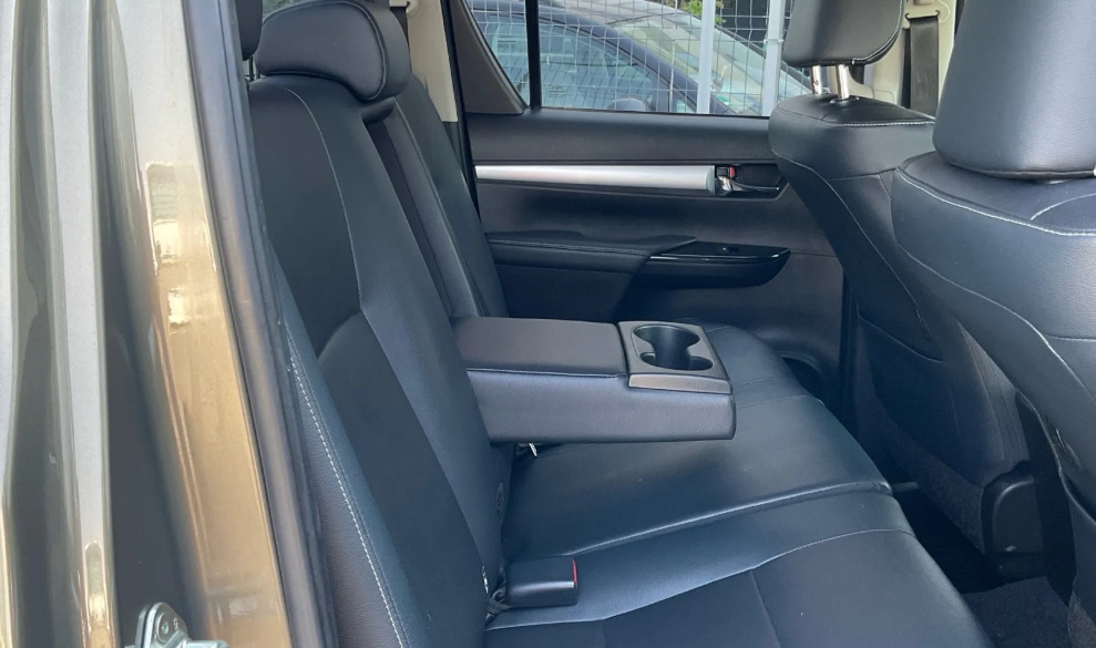 Toyota Hilux - IV 4WD 2.8 D-4D 204 DOUBLE CABINE