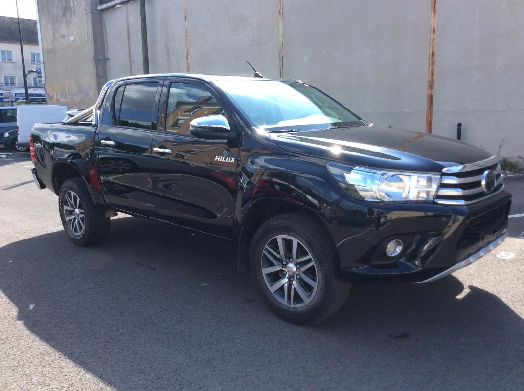 Toyota Hilux - IV 4WD 2.4 D-4D 150 DOUBLE CABINE