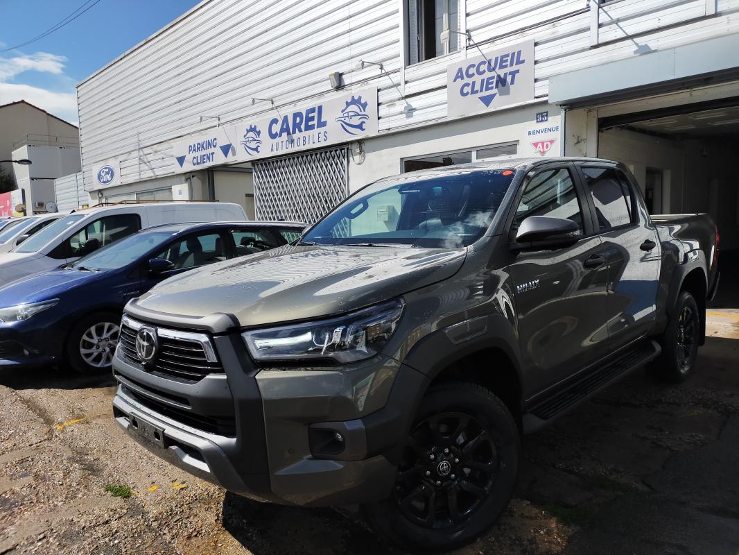 Toyota Hilux - IV 4WD 2.8 D-4D 204 DOUBLE CABINE INVINCIBLE