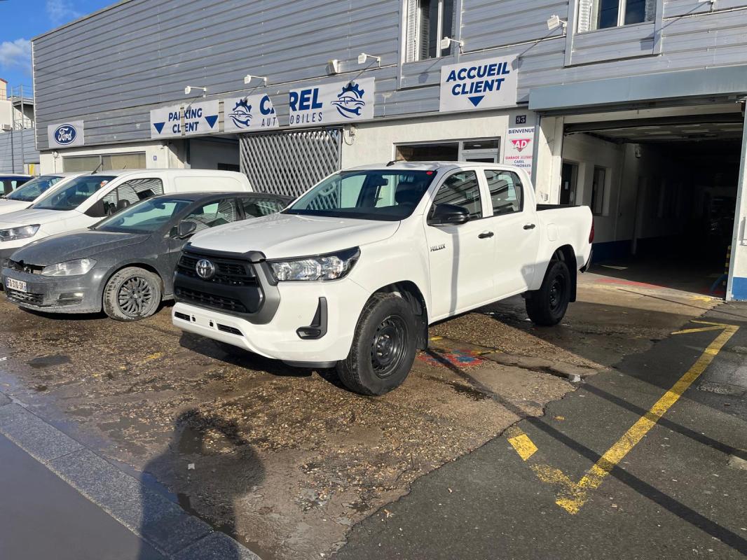 Toyota Hilux - IV 4WD 2.4 D-4D 150 DOUBLE CABINE