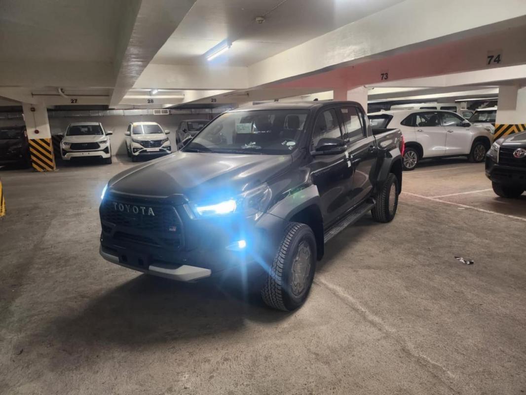 TOYOTA HILUX - IV 4WD 2.8 D-4D 204 DOUBLE CABINE GR SPORT II (2026)