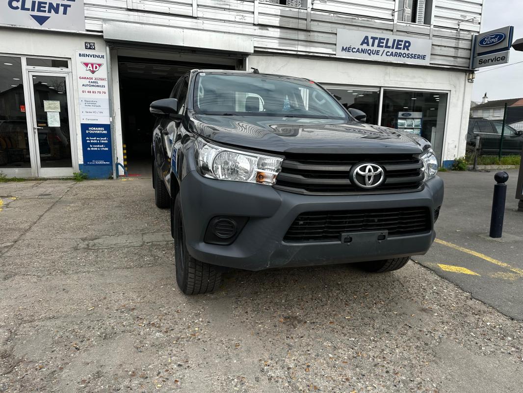 Toyota Hilux - IV 4WD 2.4 D-4D 150 DOUBLE CABINE