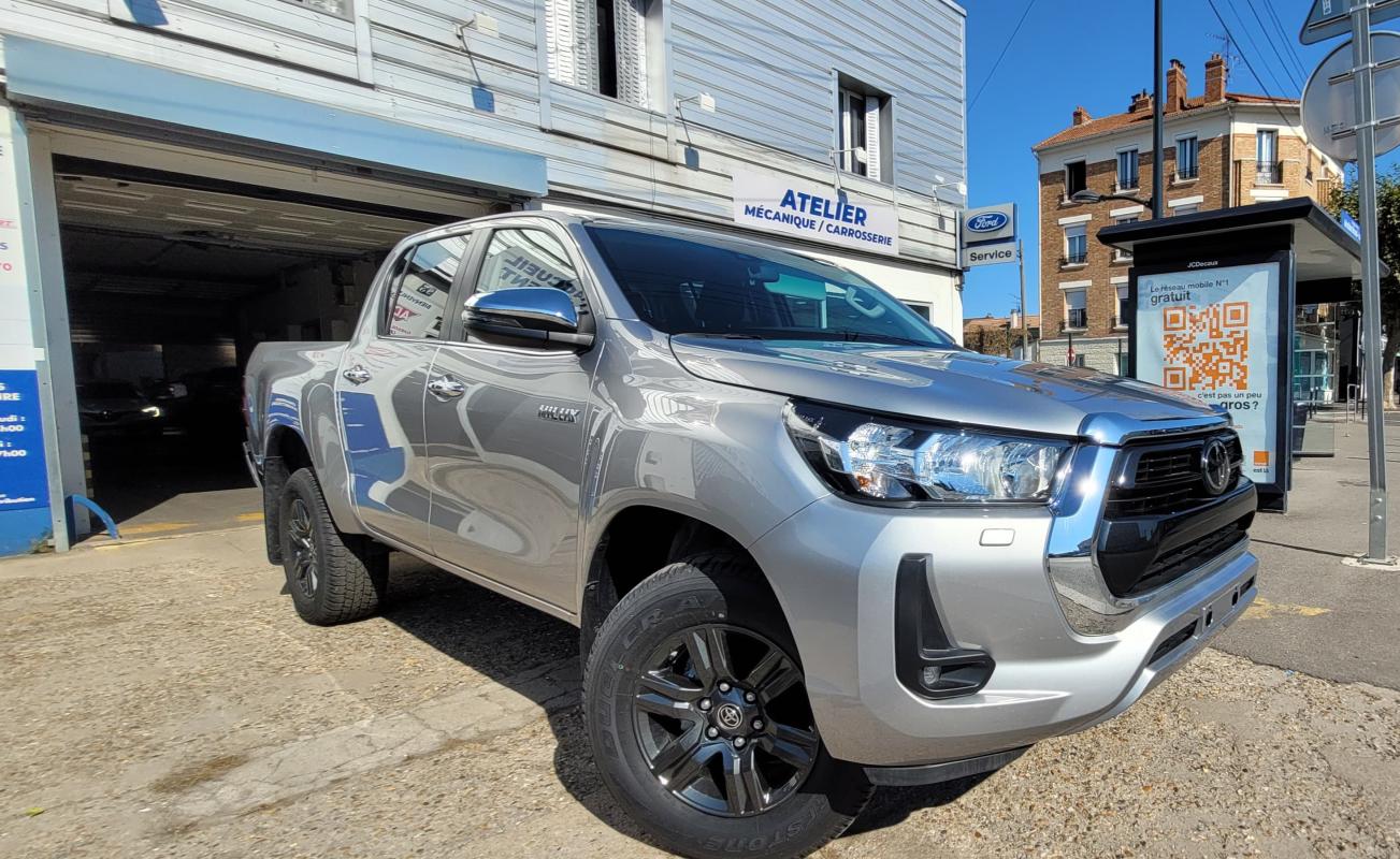 Toyota Hilux - IV 4WD 2.4 D-4D 150 DOUBLE CABINE