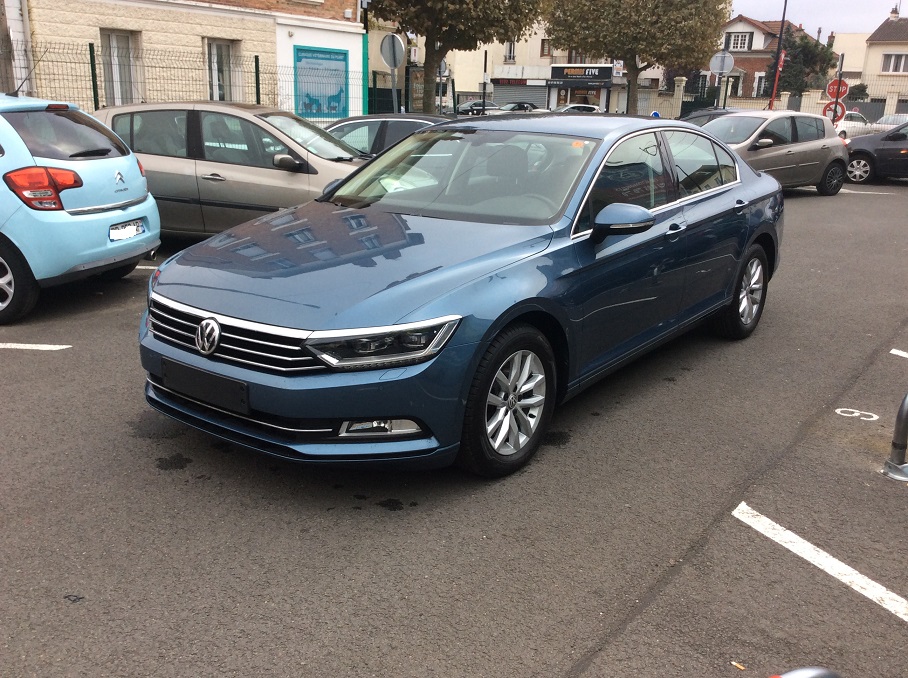 Volkswagen Passat - 1.6 TDI 120 CONFORTLINE