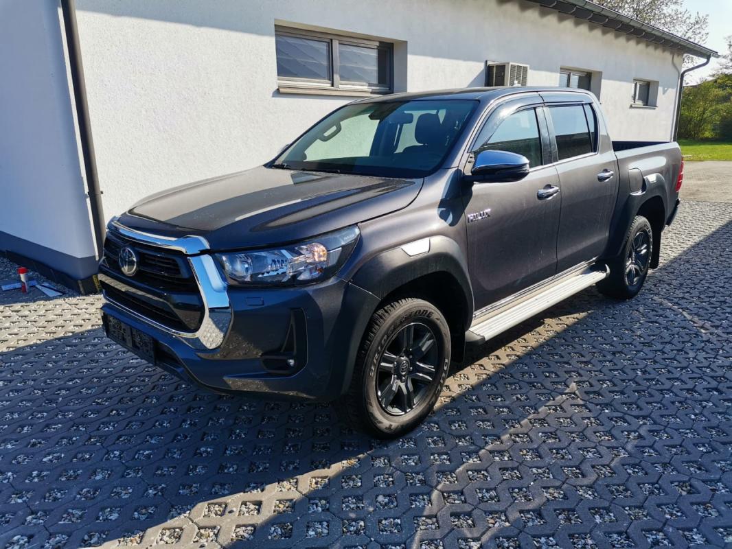 TOYOTA HILUX - IV 4WD 2.8 D-4D 205 DOUBLE CABINE (2023)