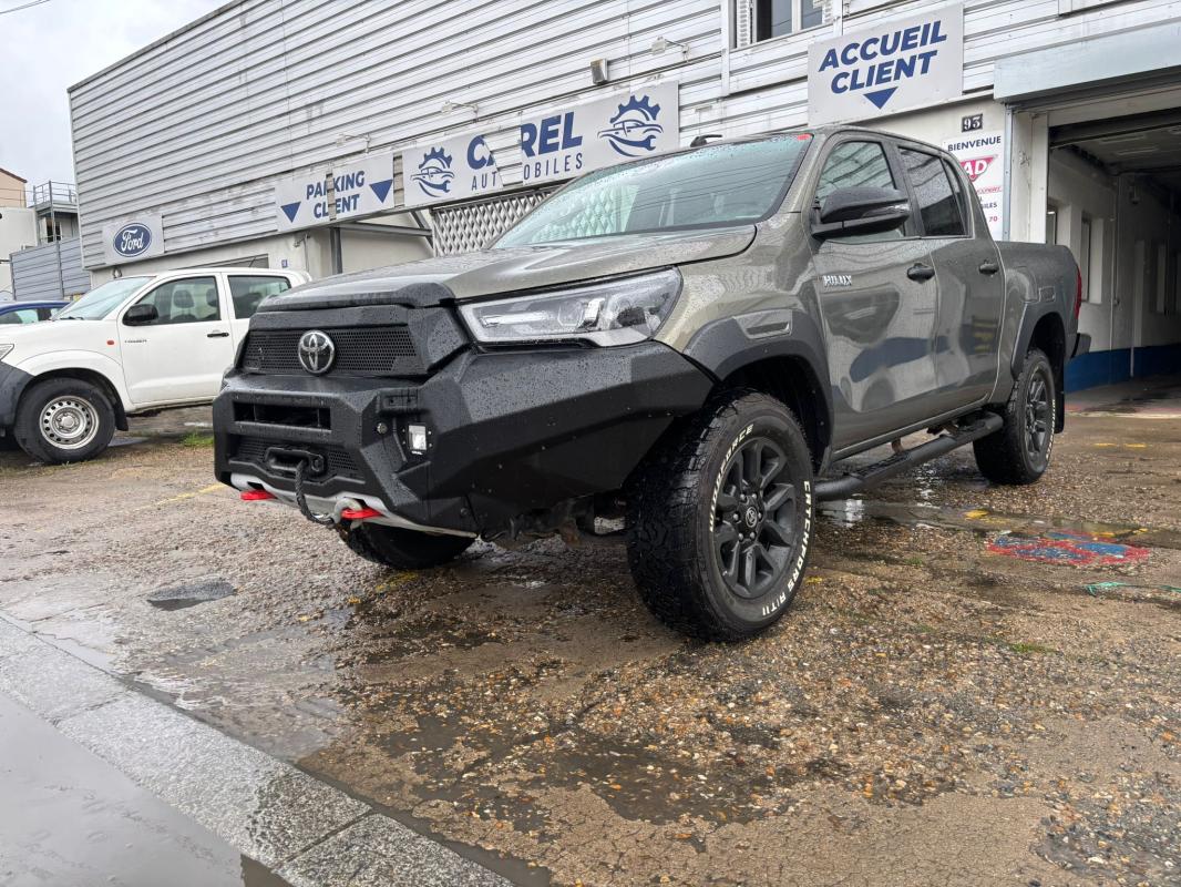 Toyota Hilux - IV 4WD 2.8 D-4D 204 DOUBLE CABINE INVINCIBLE