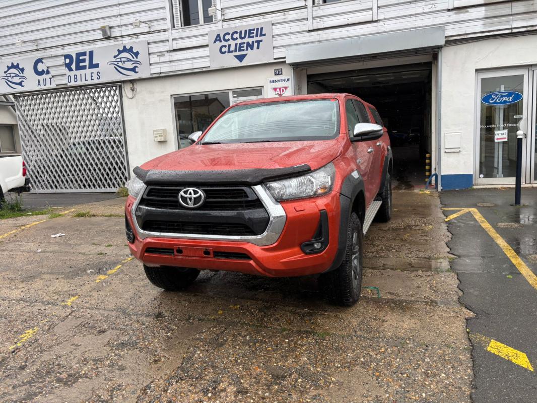 Toyota Hilux - IV 4WD 2.4 D-4D 150 DOUBLE CABINE