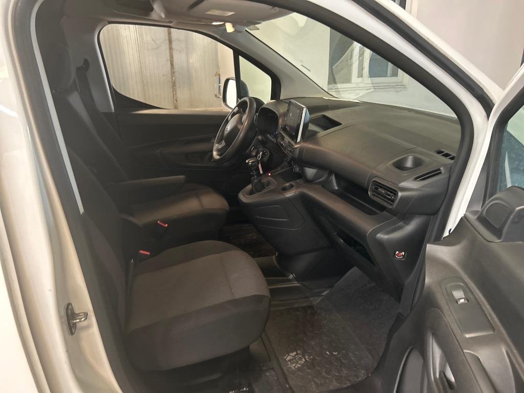 Toyota Hilux - IV 4WD 2.4 D-4D 150 DOUBLE CABINE