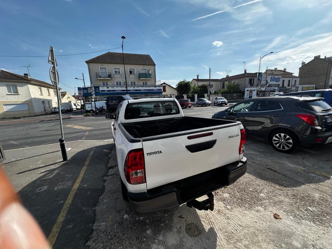 Toyota Hilux - IV 4WD 2.4 D-4D 150 DOUBLE CABINE