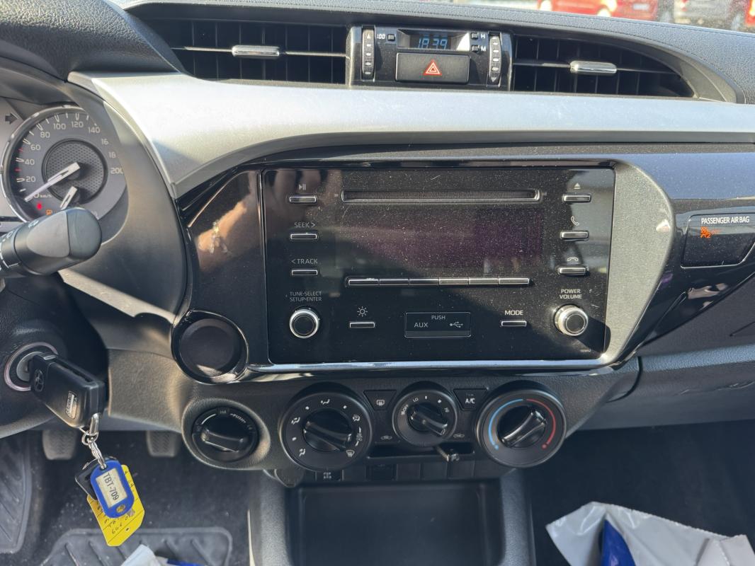 Toyota Hilux - IV 4WD 2.4 D-4D 150 DOUBLE CABINE